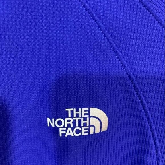 😎THE North face woman’s jacket. Size XL. Gorgeous bright colours. “Wind s… - Picture 5 of 11